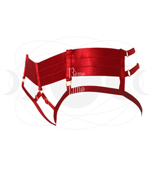 Culotte Harnais couleur rouge de profil